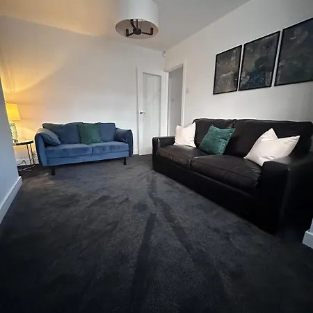 3 Bedroom From Nyaraló Bristol